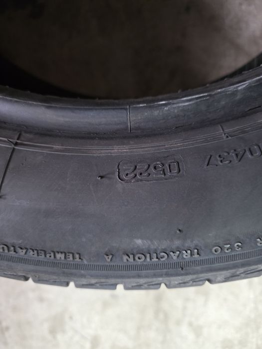 4 anvelope 215 55 R 17 Bridgestone vara