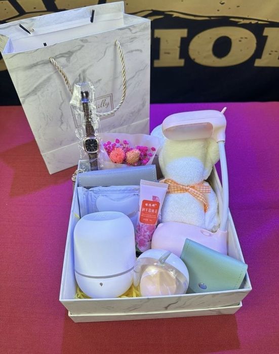 Подарочный бокс