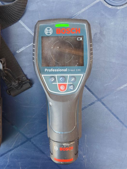 Bosch Professional D-tect 120 – мултидетектор за стени