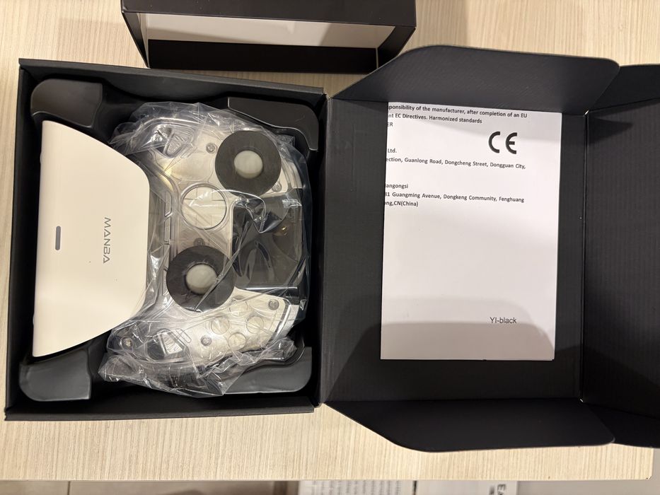 Controller Manba One V2 (Manba 2) complet nou, sigilat.