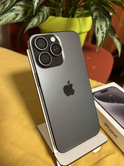 Iphone 15 pro max идеал акум 93% родной