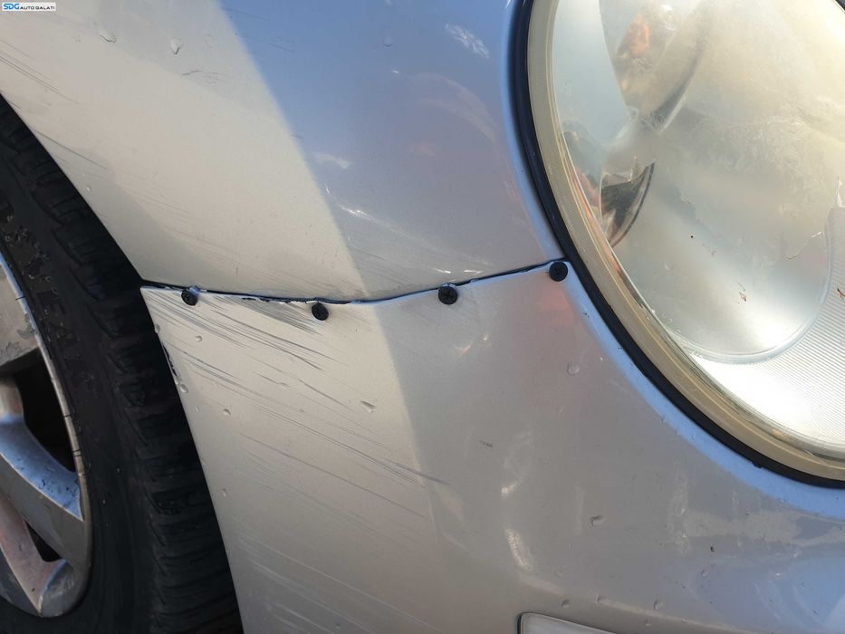Bara Spoiler Fata cu Grile cu Defecte Volkswagen New Beetle FL Facelift 2005 - 2010 Culoare LA7W [K6829]