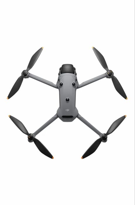 DJI Mavic 4 Pro — квадрокоптер