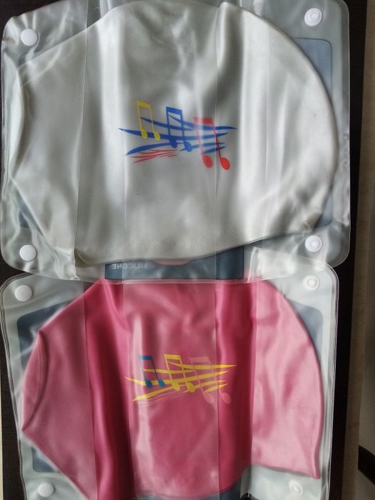 Плувни шапки за дълга коса