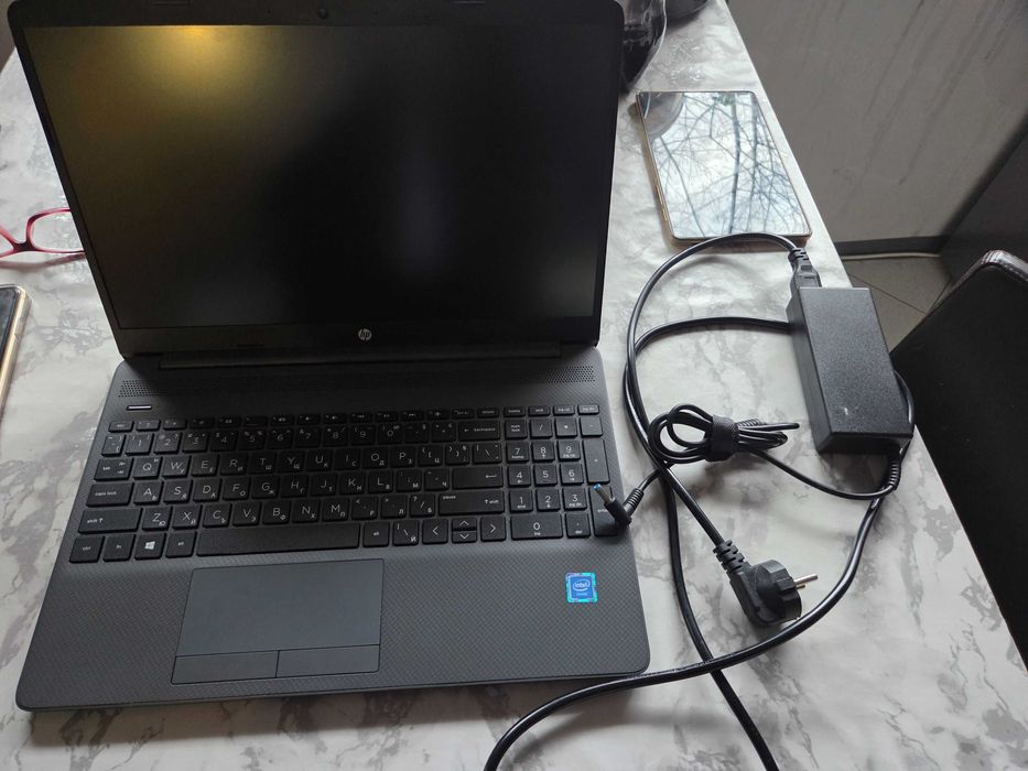 Лаптоп HP, не работи, за части