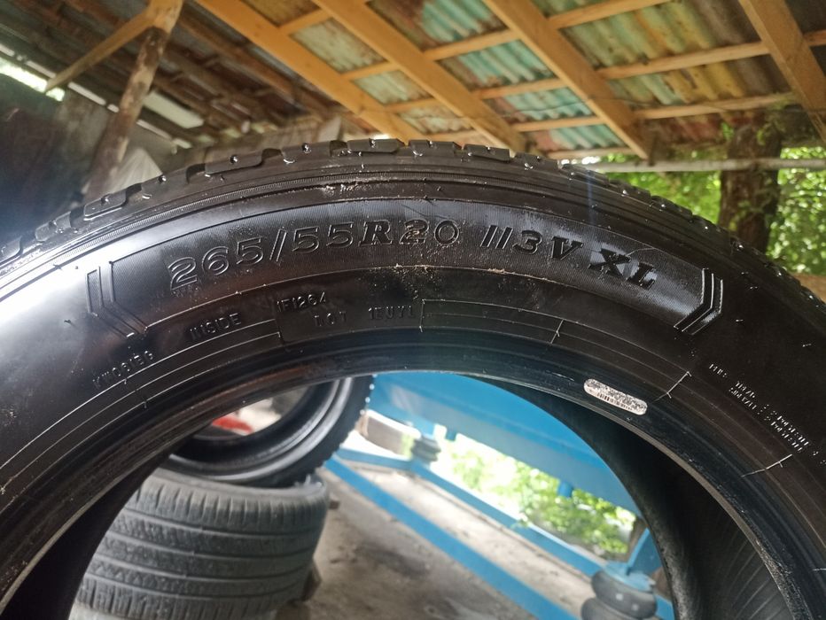 DUNLOP  AT 30 ..