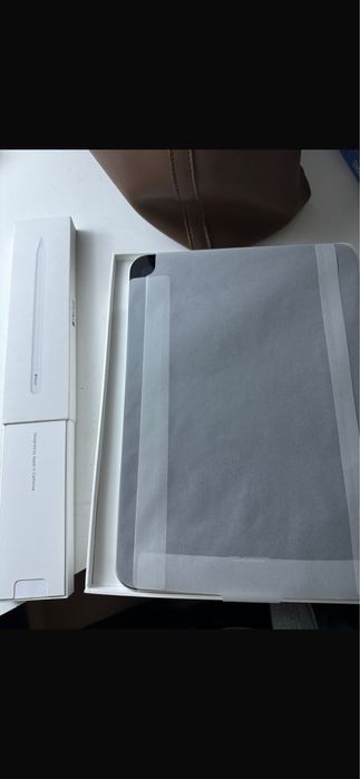 продам Ipad 10.9 c apple pencil