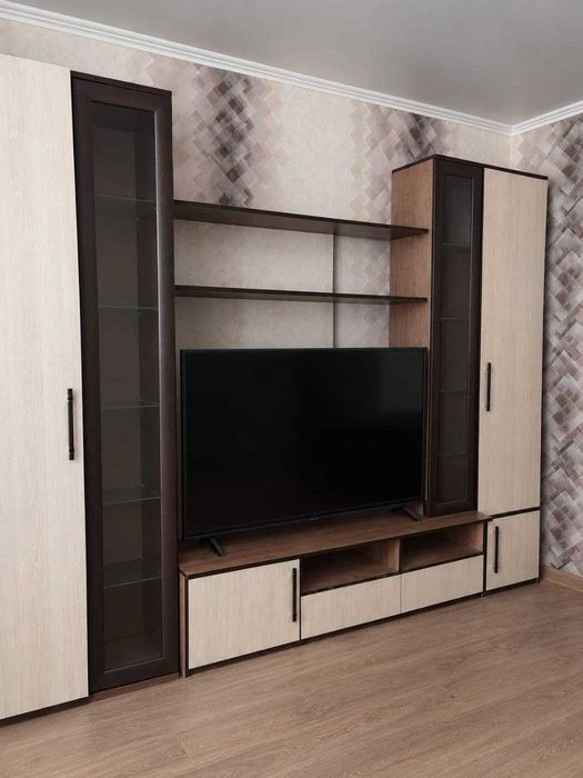 Продам стенку для зала