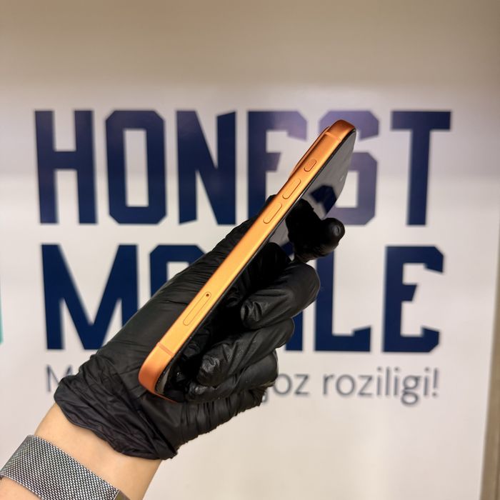 iPhone 17 Pro (4 kunlik) orange NASIYA BOR