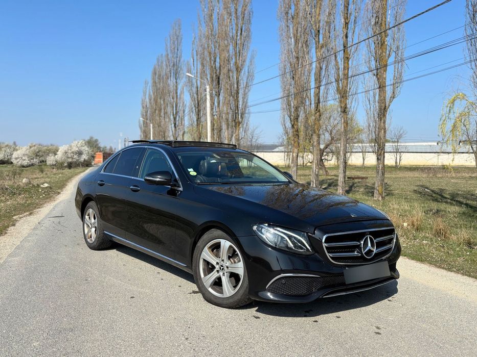 Mercedes-Benz E Class 2019 Full Panoramic/Burmeister/Scaune pe uși/Distronic