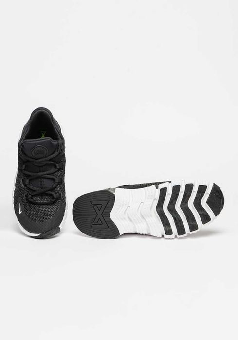 Nike Metcon 4 Black-White