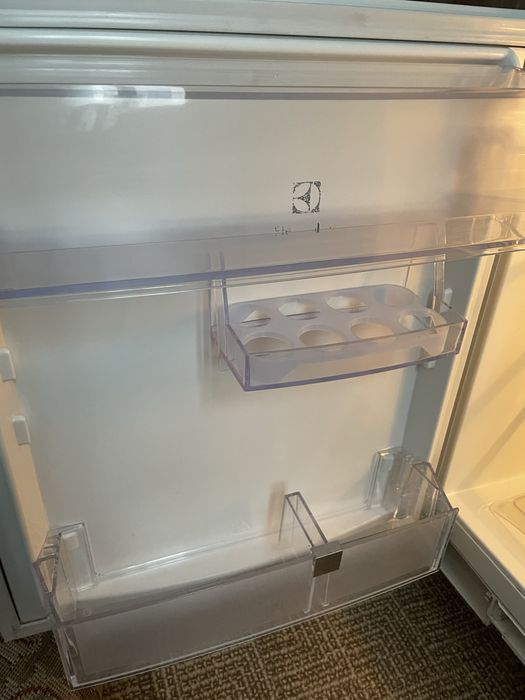 Холодильник Electrolux