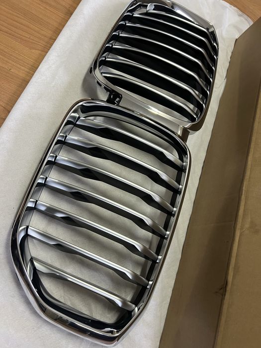Grila Frontala X5 G05 Pack S3E3 Presence Pack Chrome/Aluminium mat Bmw