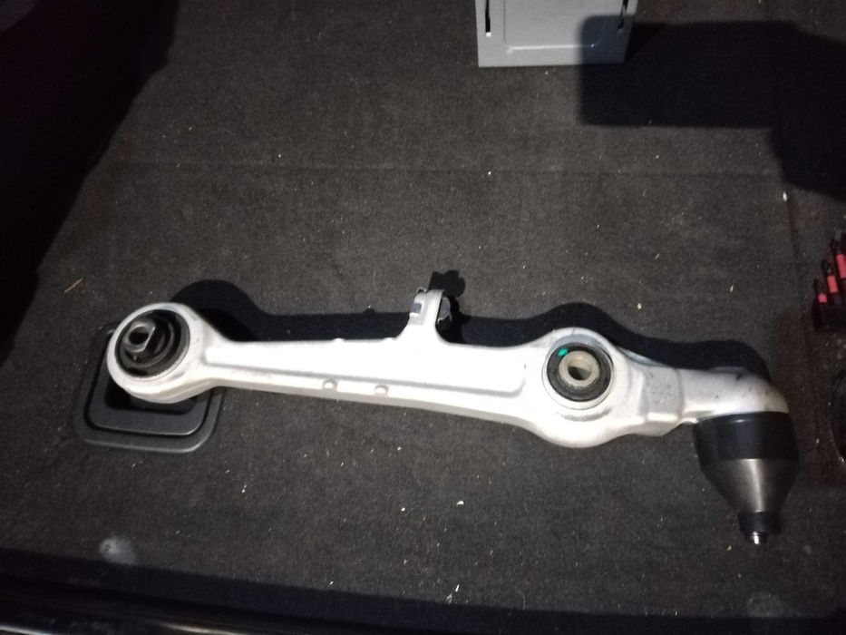 Носачи нови за ауди а4 б5, пасат б5