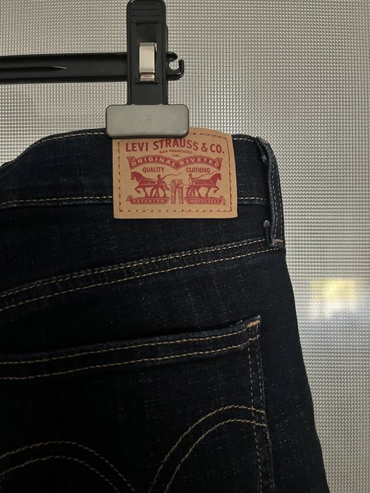 pantaloni scurti Levis