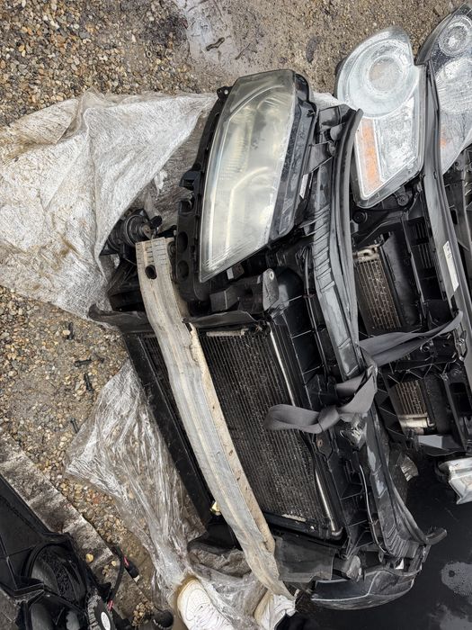 Bara fata trager radiatoare faruri Audi A3 8P Facelift
