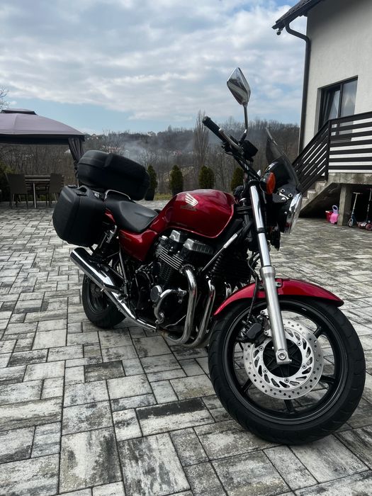 Vând Honda 750 ( Seven fifty )