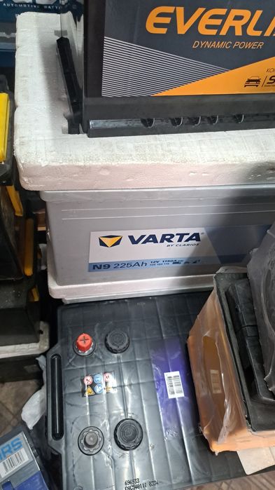 Акумулятор для фур