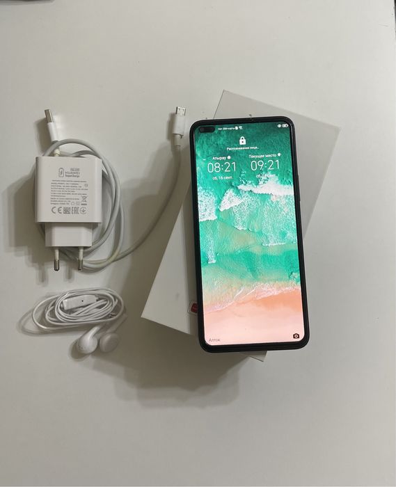 Huawei Nova 8i, в хорошем состоянии