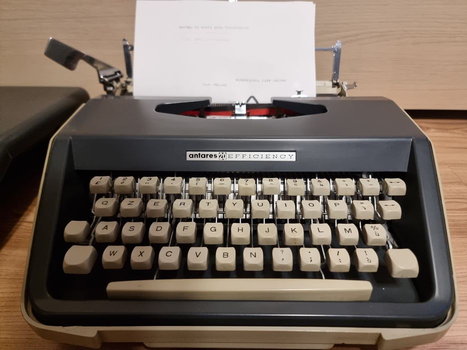 Masina de scris Antares de calatorie documente originale 1968 function