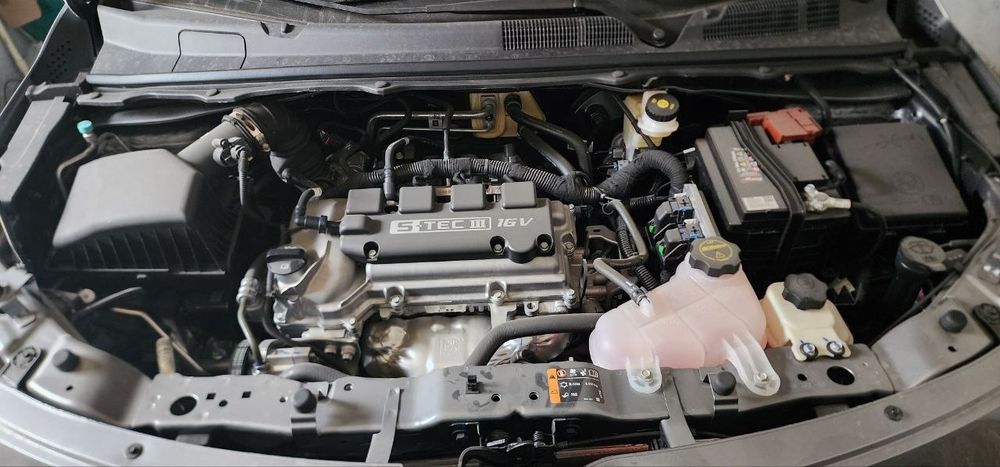 Chevrolet Cobalt 2025 — 4