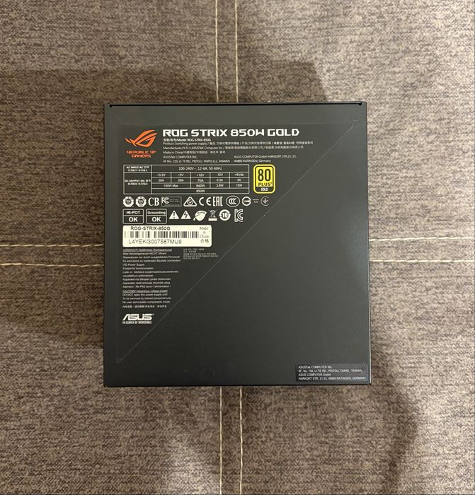 Продам блок питания Asus 850W