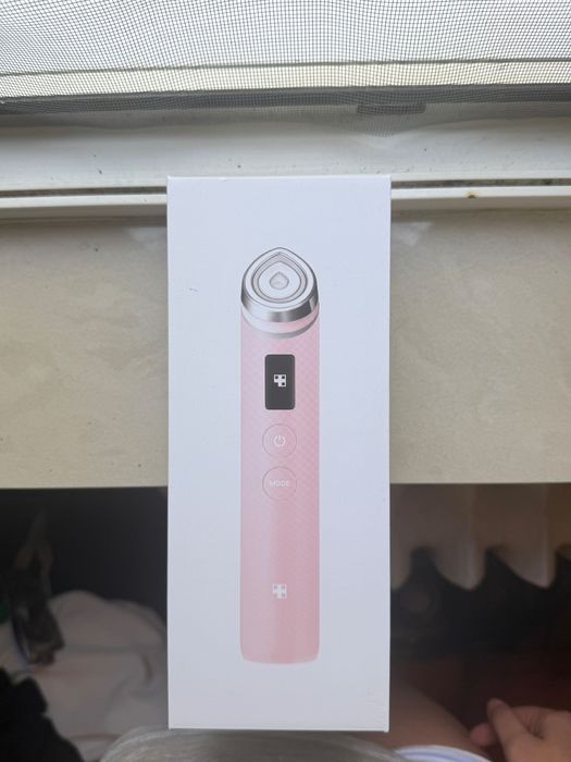Medicube Booster Pro Уред за подмладяване на лице