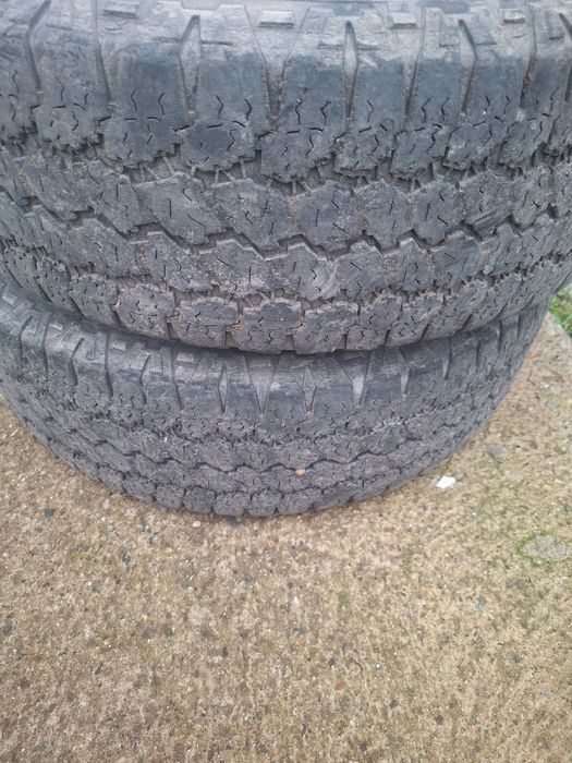 Гуми  Goodyear 205 70 15