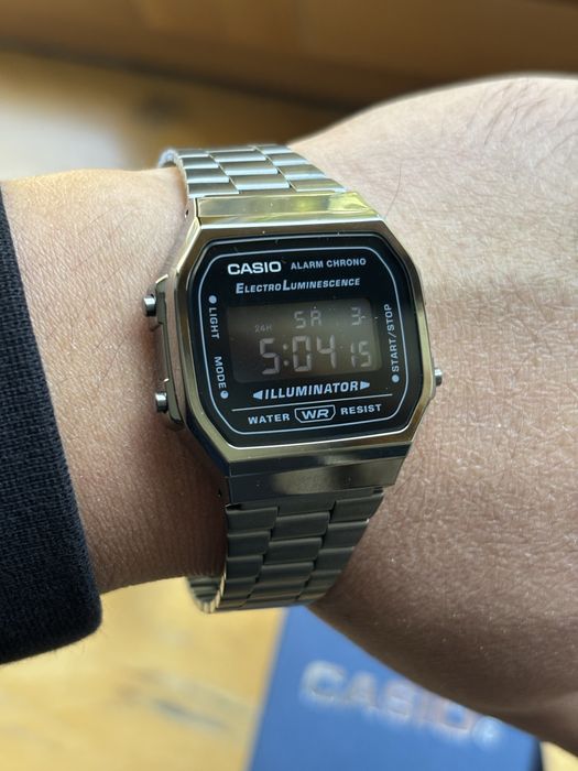 часы Casio A168 новые
