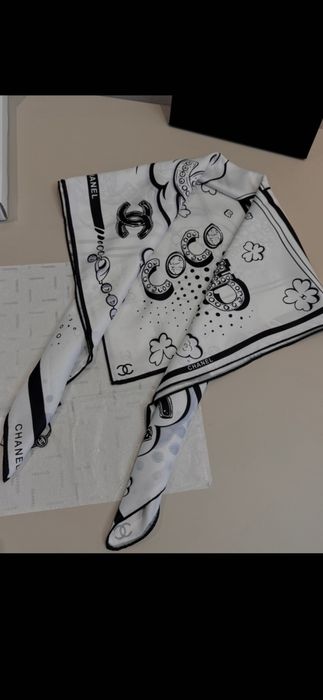Eșarfe Chanel model 2026, 5 modele, 100% mătase, 90×90cm