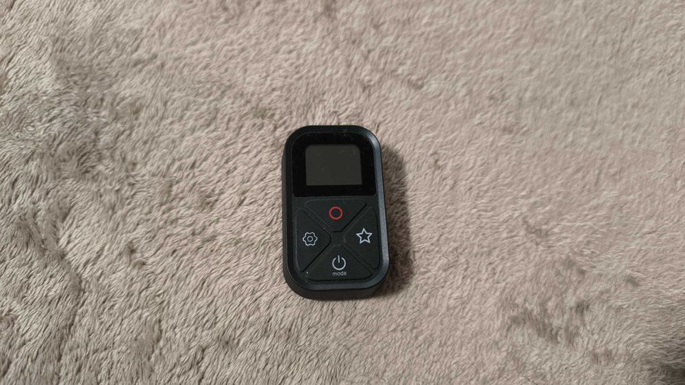 GoPro Hero 10: 3 Baterii Endurance + Battery Case + Multe Accesorii