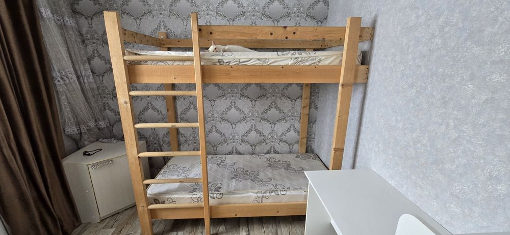 Кровать двухъярусная