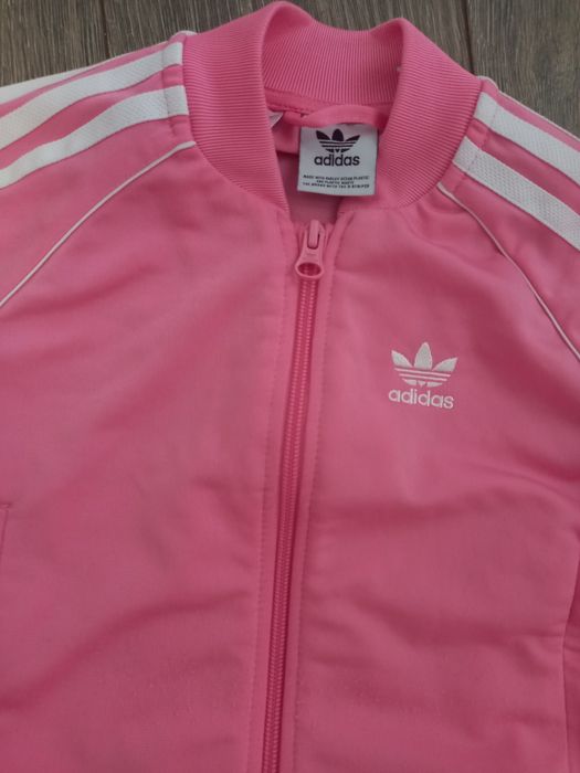 Vând trening adidas 5/6