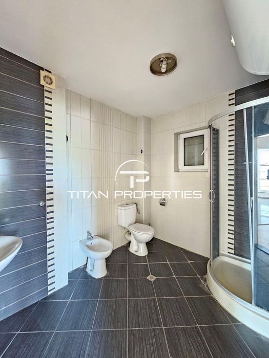Дава се под наем Мезонет в Пловдив, Център - 356 кв.м за 1495.83 € - Снимка #10