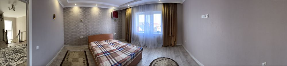 Продам  трехуровневый коттедж