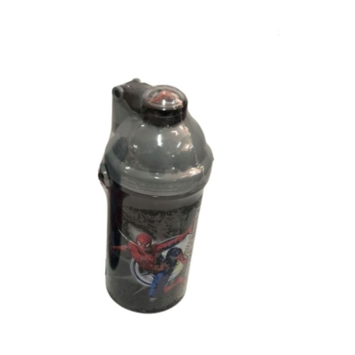 Бутилка за вода с любим анимационен герой