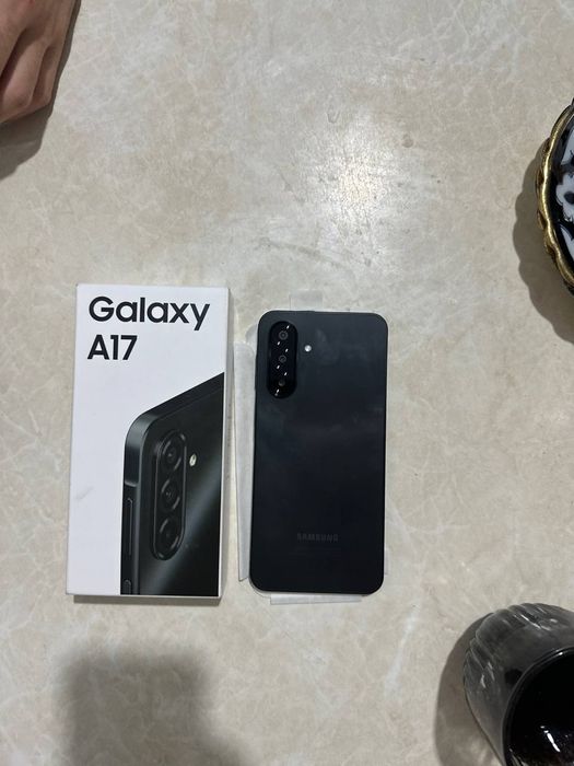 Samsung galaxy A17
