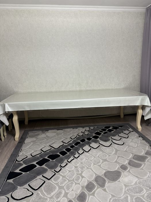 Стол со стульями (16штук)