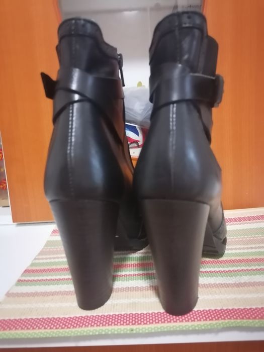 Ghete damă (mărimea 37)