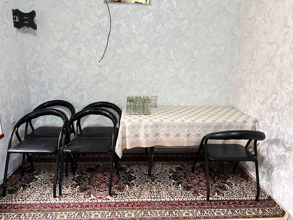 Кухонный стол стул