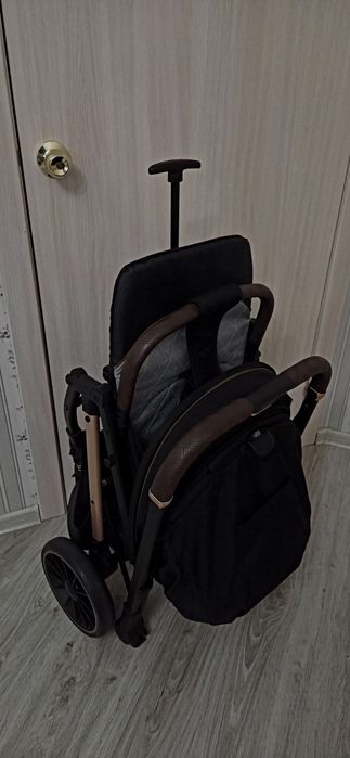 Продам детскую коляску