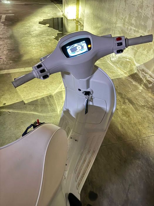 Vespa 125 Justin Bieber