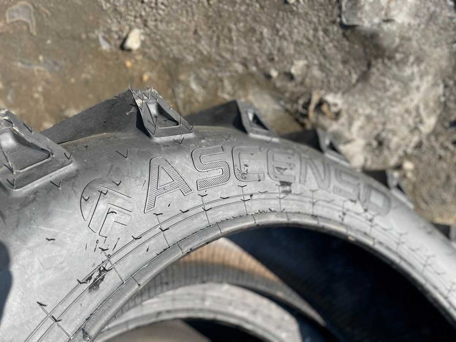 Cauciucuri noi de tractor 11.2/10-28 fata la tractor spate anvelope