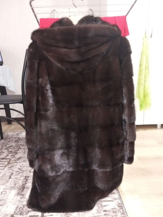 Продам норковую  шубу