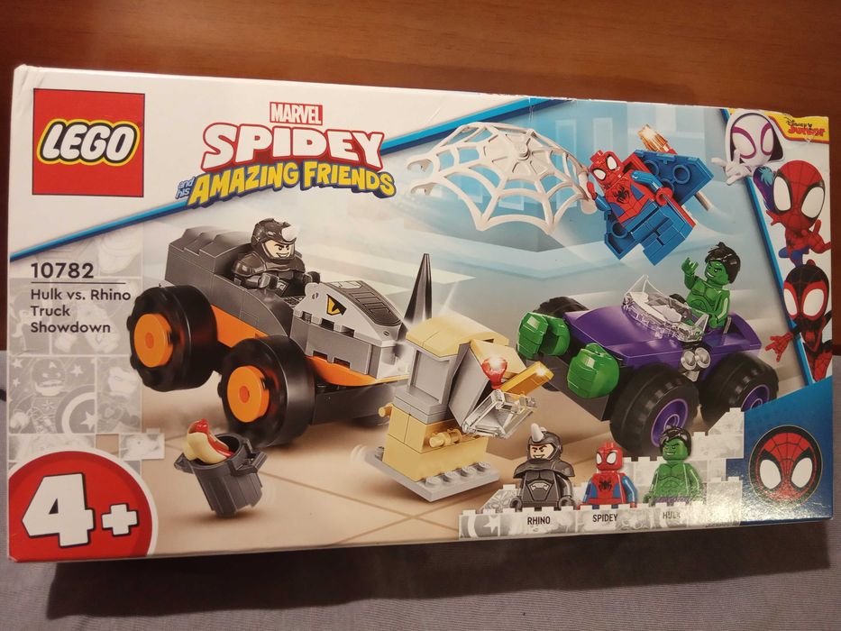 Lego 10782 Hulk & Spider-man vs Rhino, nou si sigilat