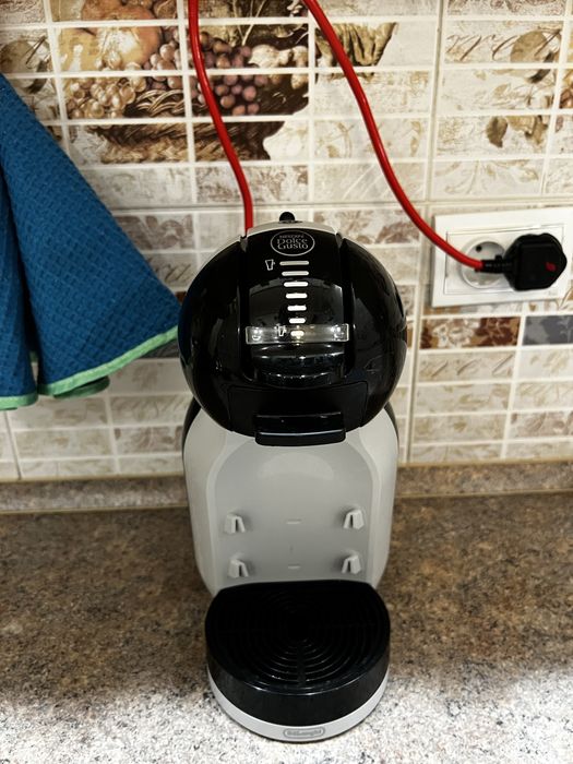 Кофемашина DeLonghi Mini me