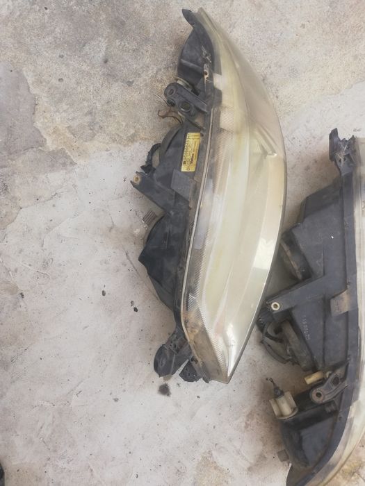 Фарове Opel Vectra B