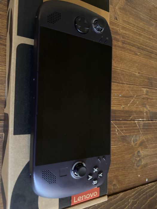Конзола Lenovo Legion go s Z1 Extreme