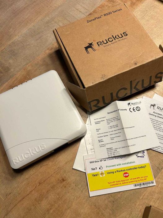 NOU Ruckus ZoneFlex R500 (Wi-Fi 5 AP) — In Cutie — Fara PoE Injector