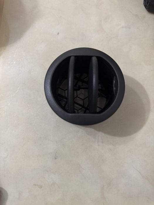 Nexia 3 deflektor sotiladi